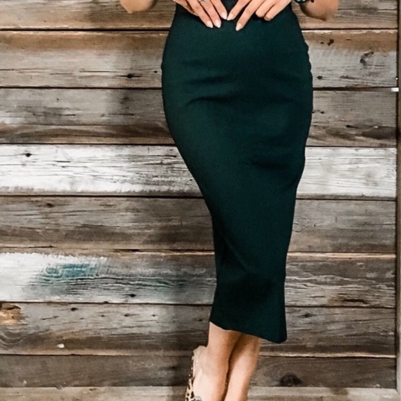 Blush Pink Pencil Skirt - Picture 6 of 6